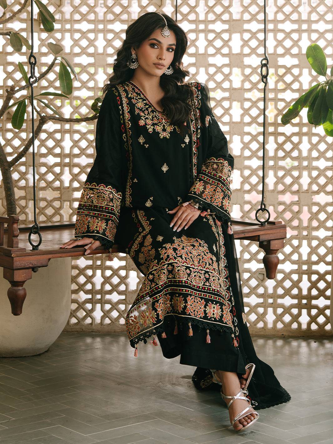 Mahnur | Shanaya Luxury Lawn 25 | Zehra by Maria Faisal - Registered Vendor of : Mahnur - type : Ladies Clothes - 100% original wedding dresses
