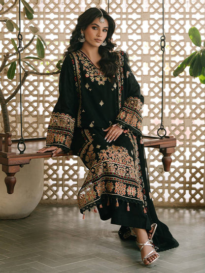 Mahnur | Shanaya Luxury Lawn 25 | Zehra by Maria Faisal - Registered Vendor of : Mahnur - type : Ladies Clothes - 100% original wedding dresses