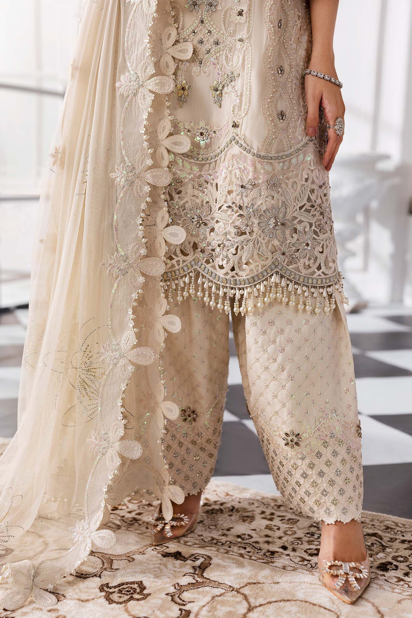 Maria B | Mbroidered 2025 | BD-3007 by Maria Faisal - Registered Vendor of : Maria B - type : Ladies Clothes - 100% original wedding dresses