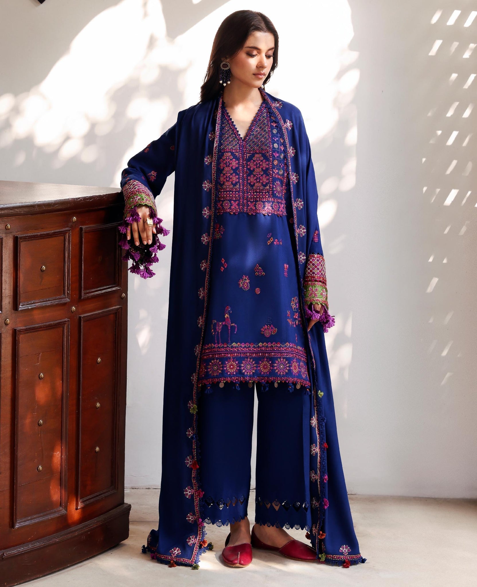 Maris – authentic Pakistani dress from the Amaris Luxury Shawl 25 collection for women in the UK