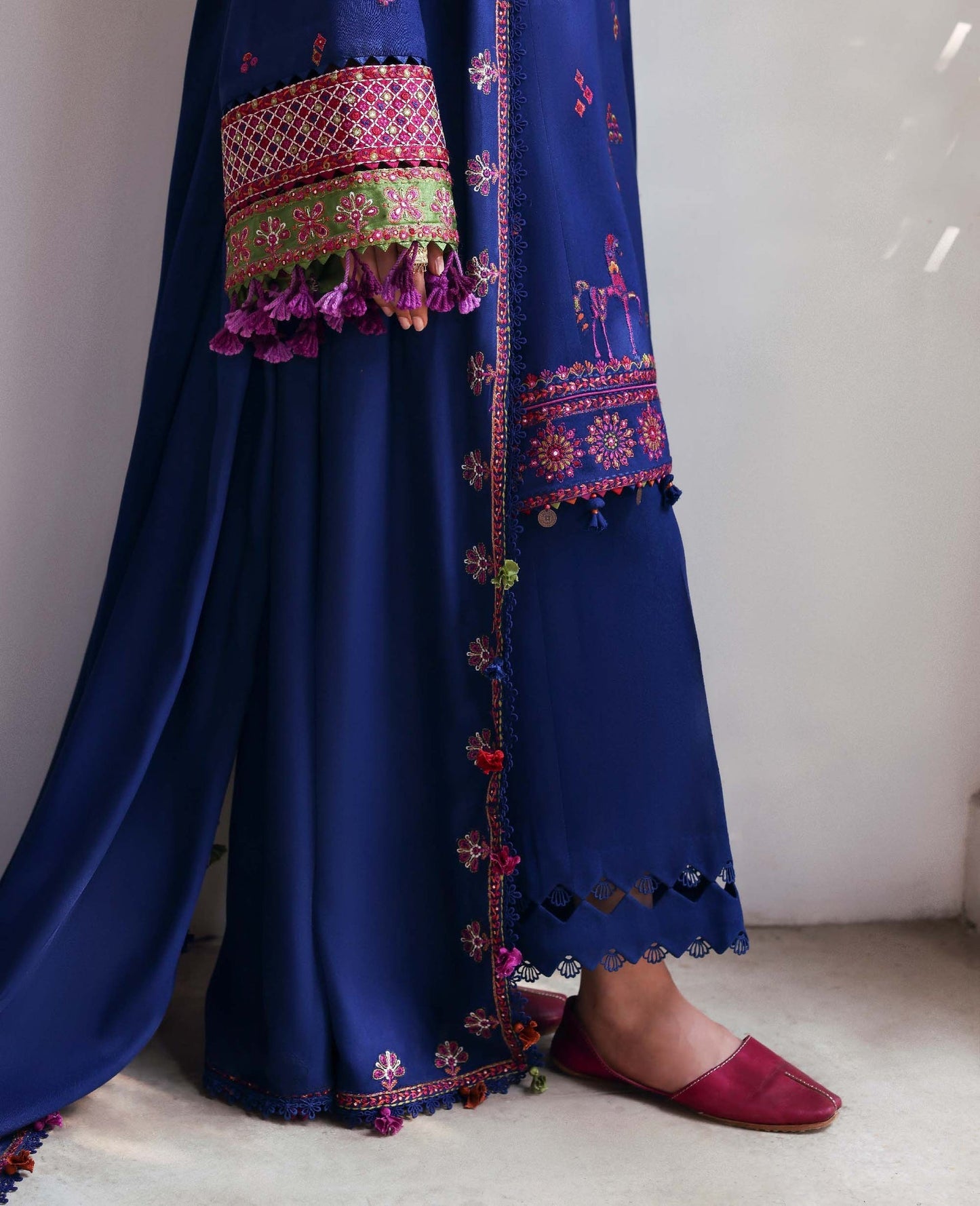 Maris – authentic Pakistani dress from the Amaris Luxury Shawl 25 collection for women in the UK