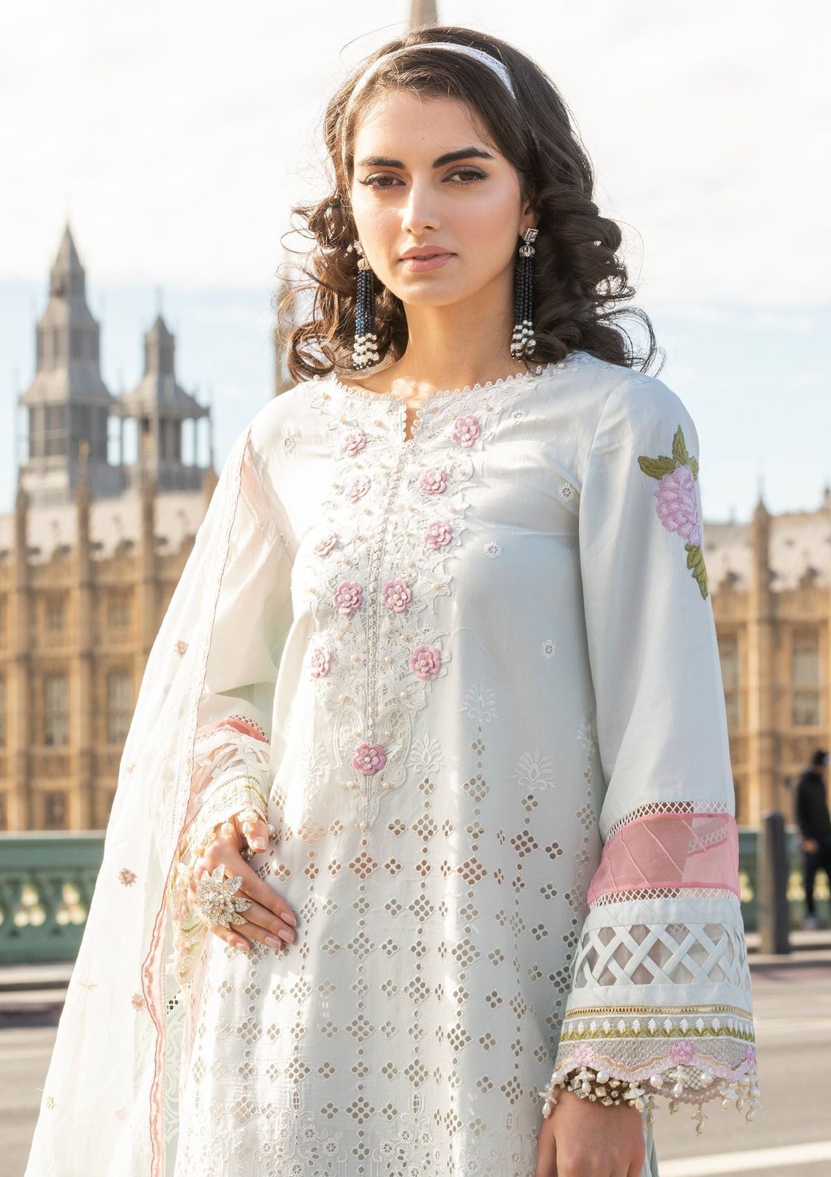 Meem | Luxury Eid Lawn 24 | MD-09 LIGHT BLUE - Ladies Clothes 