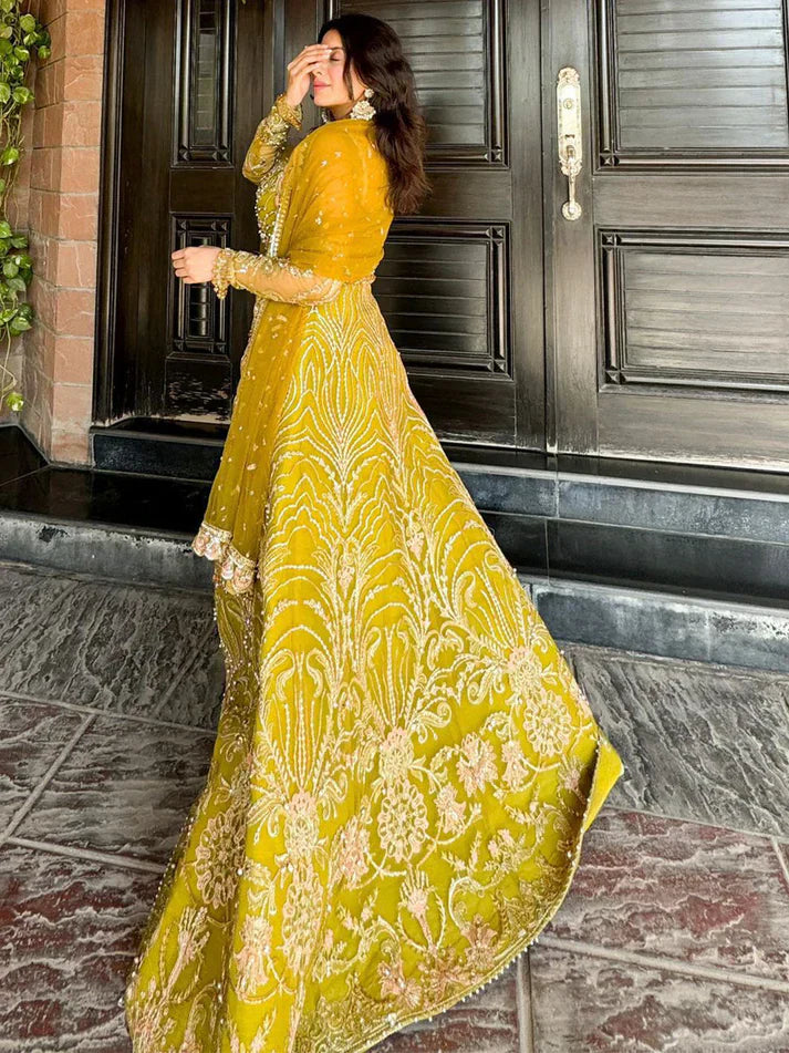 Epoque | Avanti Wedding Formals | Mehru Nisa - Waniyas