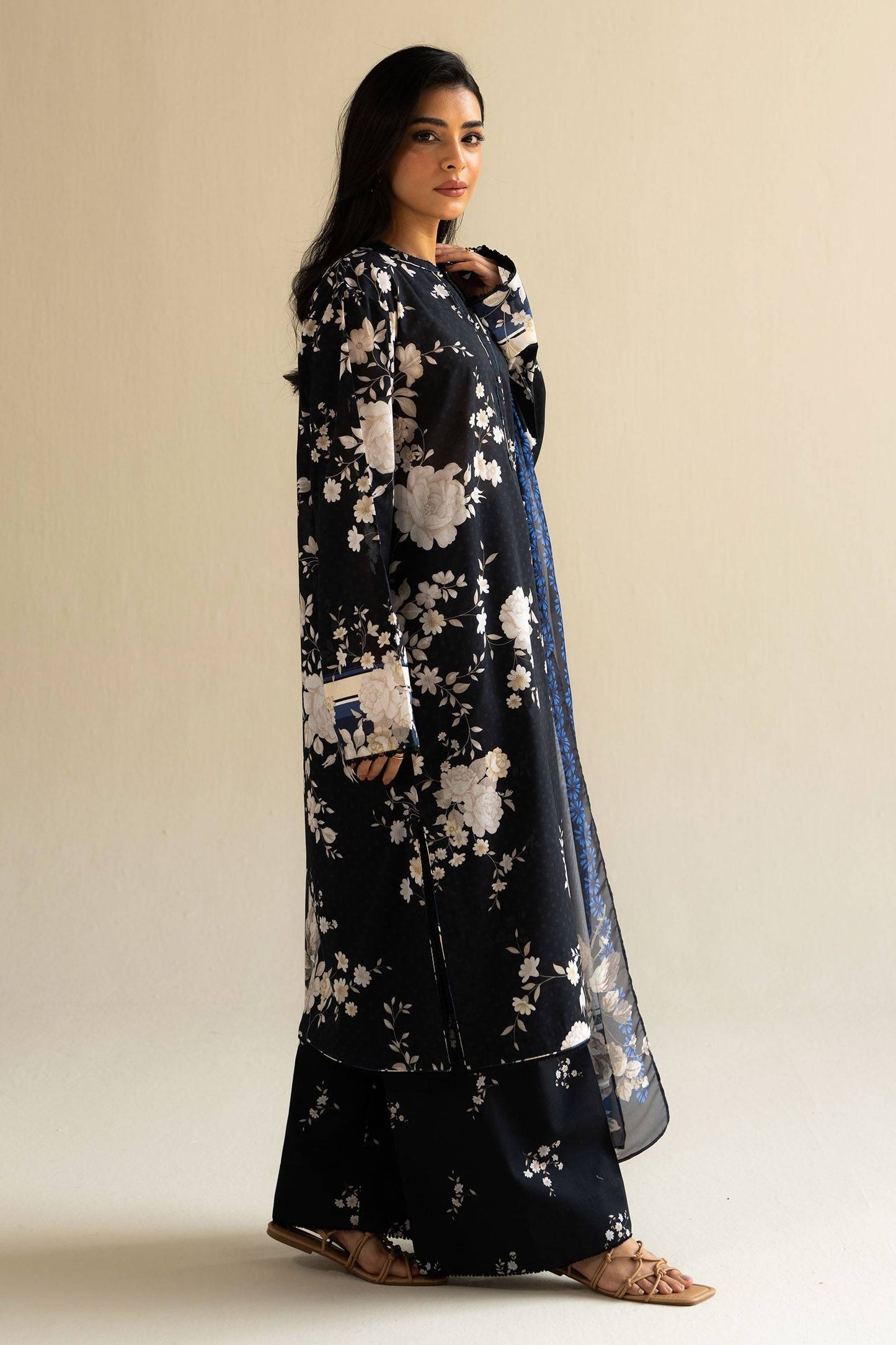 Zara Shahjahan | Coco Prints 25 | Mia-5B by Maria Faisal - Registered Vendor of : Zara Shahjahan - type : Ladies Clothes - 100% original wedding dresses