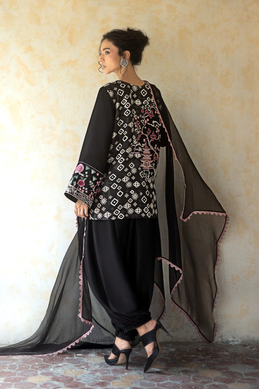 Zainab Chottani | Summer Edition 26 | Midnight Reverie - Formal Dress - available at Maria Faisal in UK and USA.