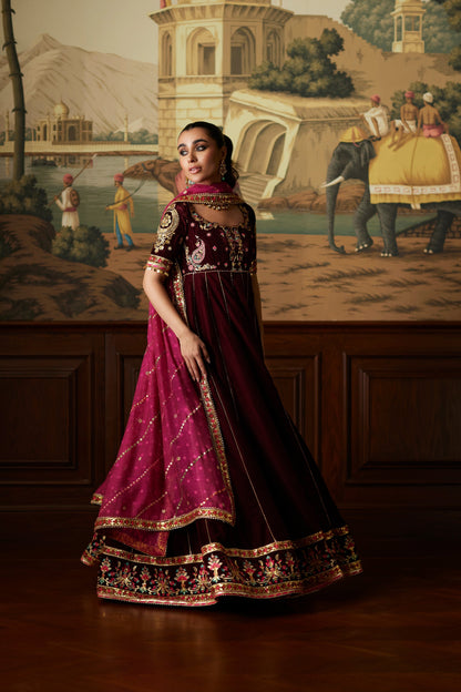 Mina Hassan | Velvet Luxe |  Daaniya - Ladies Clothes - Maria Faisal