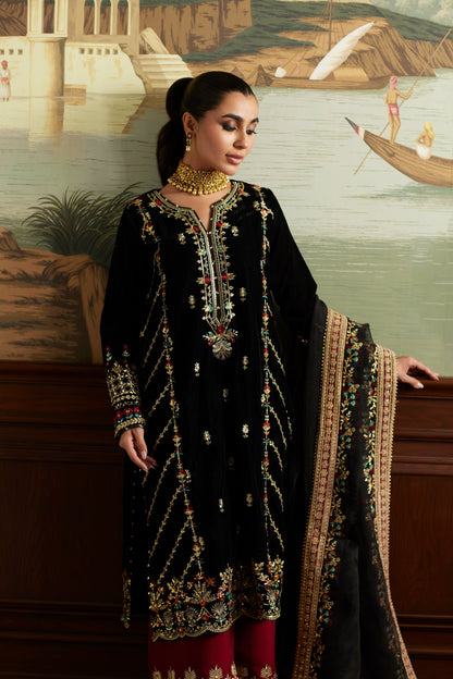 Mina Hassan | Velvet Luxe |  Jahan - Ladies Clothes - Maria Faisal