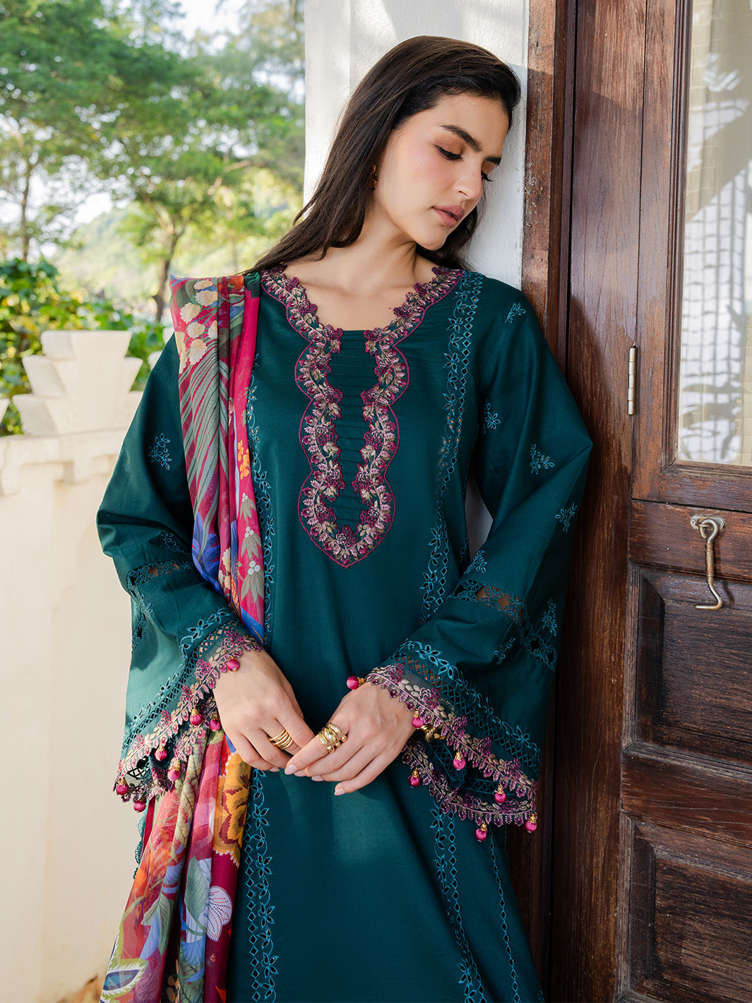 Izel | Dareen Luxury Lawn 26 | Nashmia - Luxury Dress - available at Maria Faisal in UK and USA.