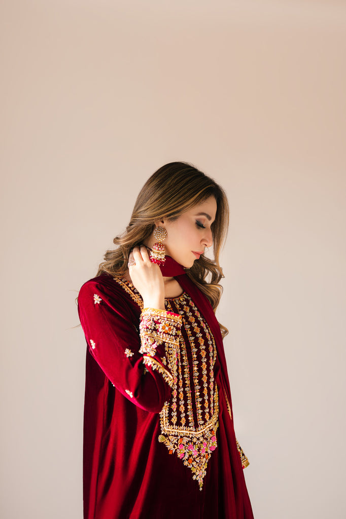 Sammy K | Velvet Festive Edit | Maroon Maxi velvet Outfit - Ladies Clothes - Maria Faisal