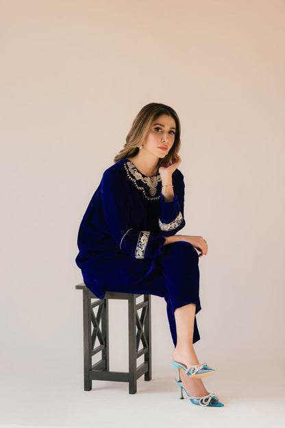 Sammy K | Velvet Festive Edit | Royal blue velvet Poncho Outfit - Ladies Clothes - Maria Faisal