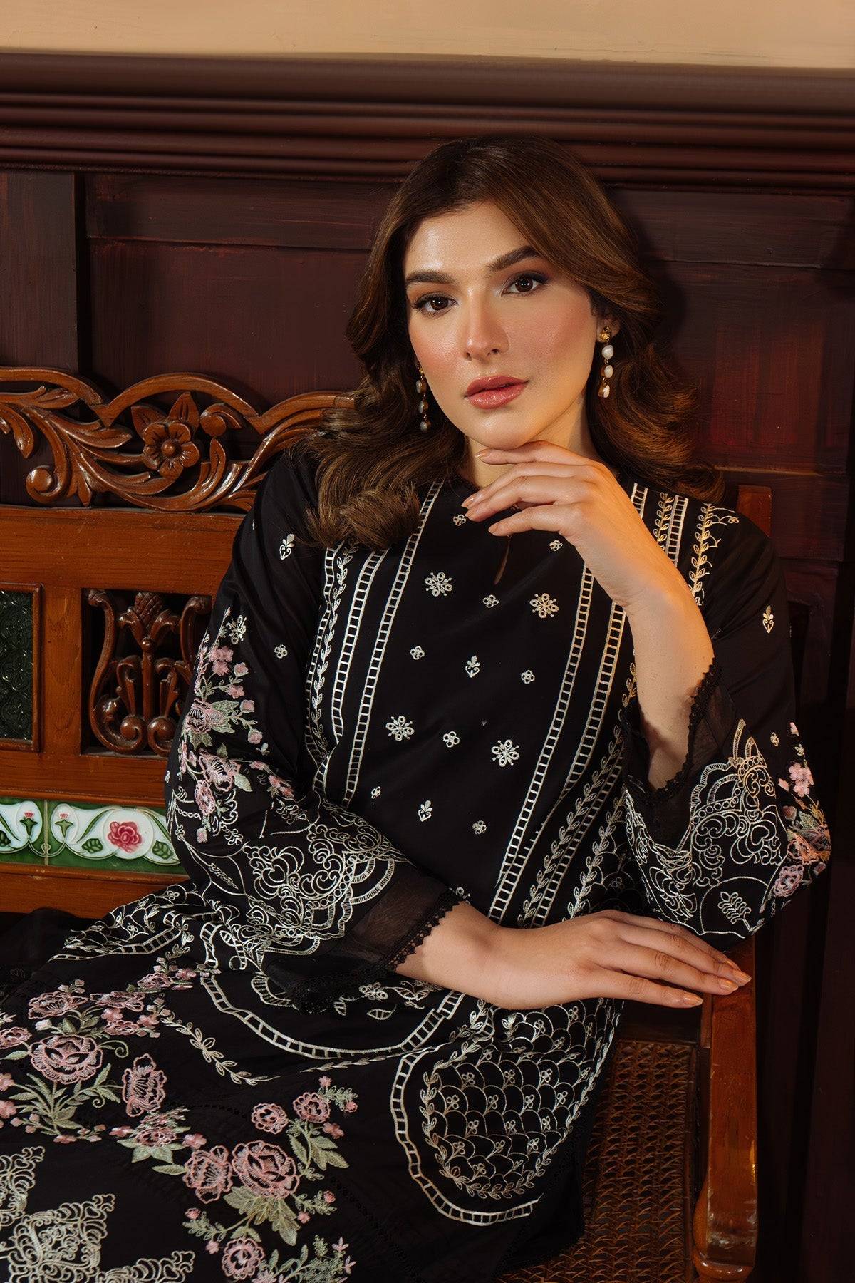 Sahar | Festive Edit Ready to Wear | Raven Poise - RTW by Maria Faisal - Registered Vendor of : Sahar - type : Ladies Clothes - 100% original wedding dresses