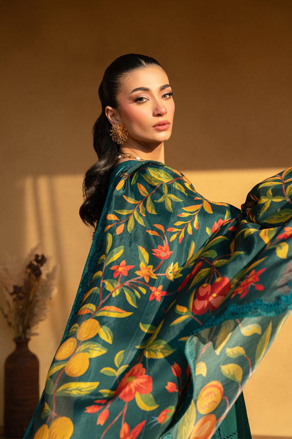 Saira Rizwan | Luxury Lawn 25 | LIRA-SRL25-10 by Maria Faisal - Registered Vendor of : Saira Rizwan - type : Ladies Clothes - 100% original wedding dresses