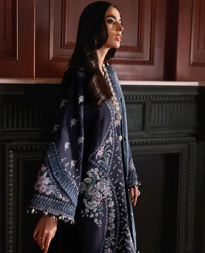 Republic Womenswear | Noemei Luxury Shawl 23 | NWU23-D5-B