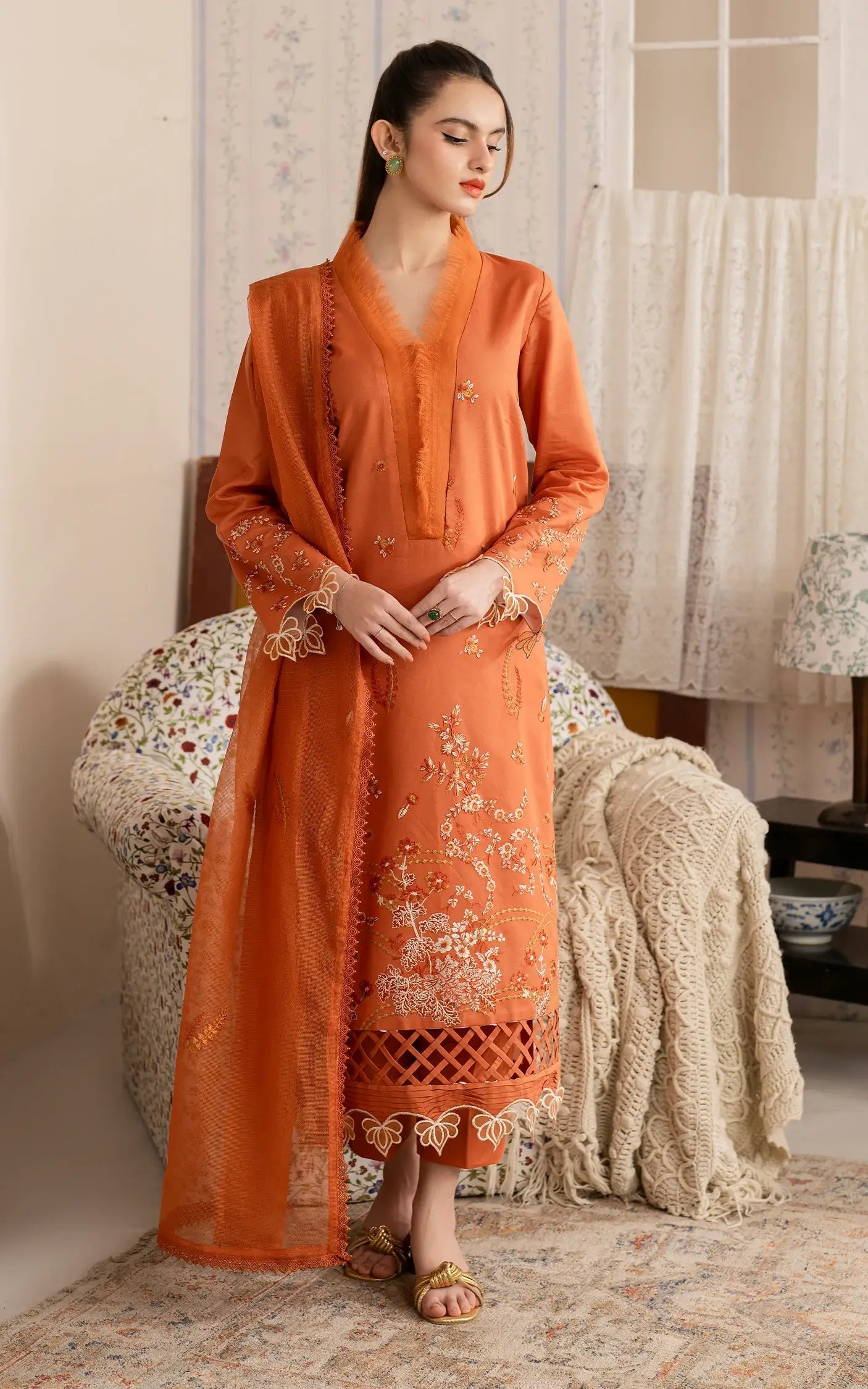Asifa and Nabeel | Meraki Vintage 25 | Nargis (MVL25-19) by Maria Faisal - Registered Vendor of : Asifa and Nabeel - type : Ladies Clothes - 100% original wedding dresses