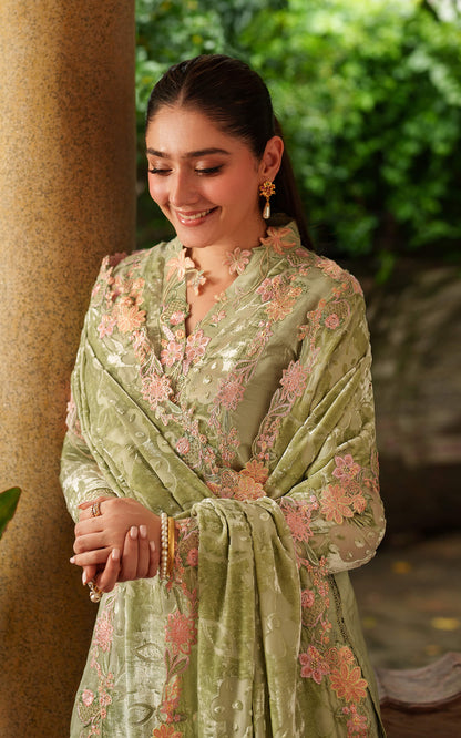 Asifa and Nabeel | Pashmina Luxe 25 | Noir LWC25-04 - Formal Dress - available at Maria Faisal in UK and USA.