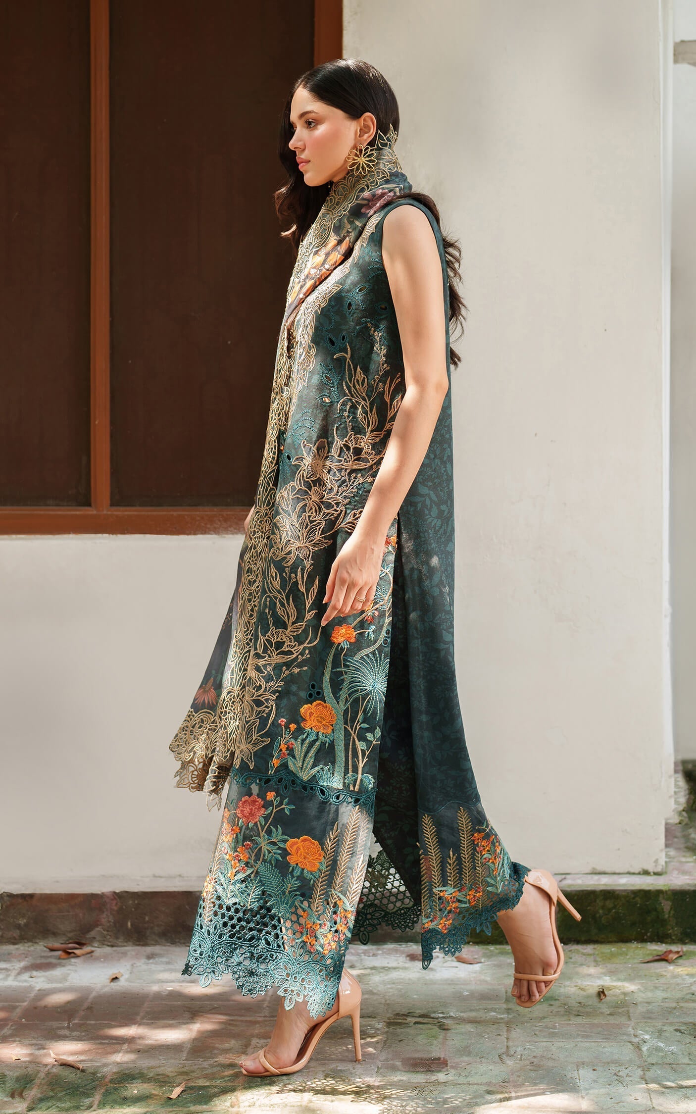 Asifa and Nabeel | Pashmina Luxe 25 |Nora LWC25-01 - Formal Dress - available at Maria Faisal in UK and USA.