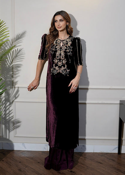 Mahum Asad | Voila Velvets | Jade - Ladies Clothes - Maria Faisal