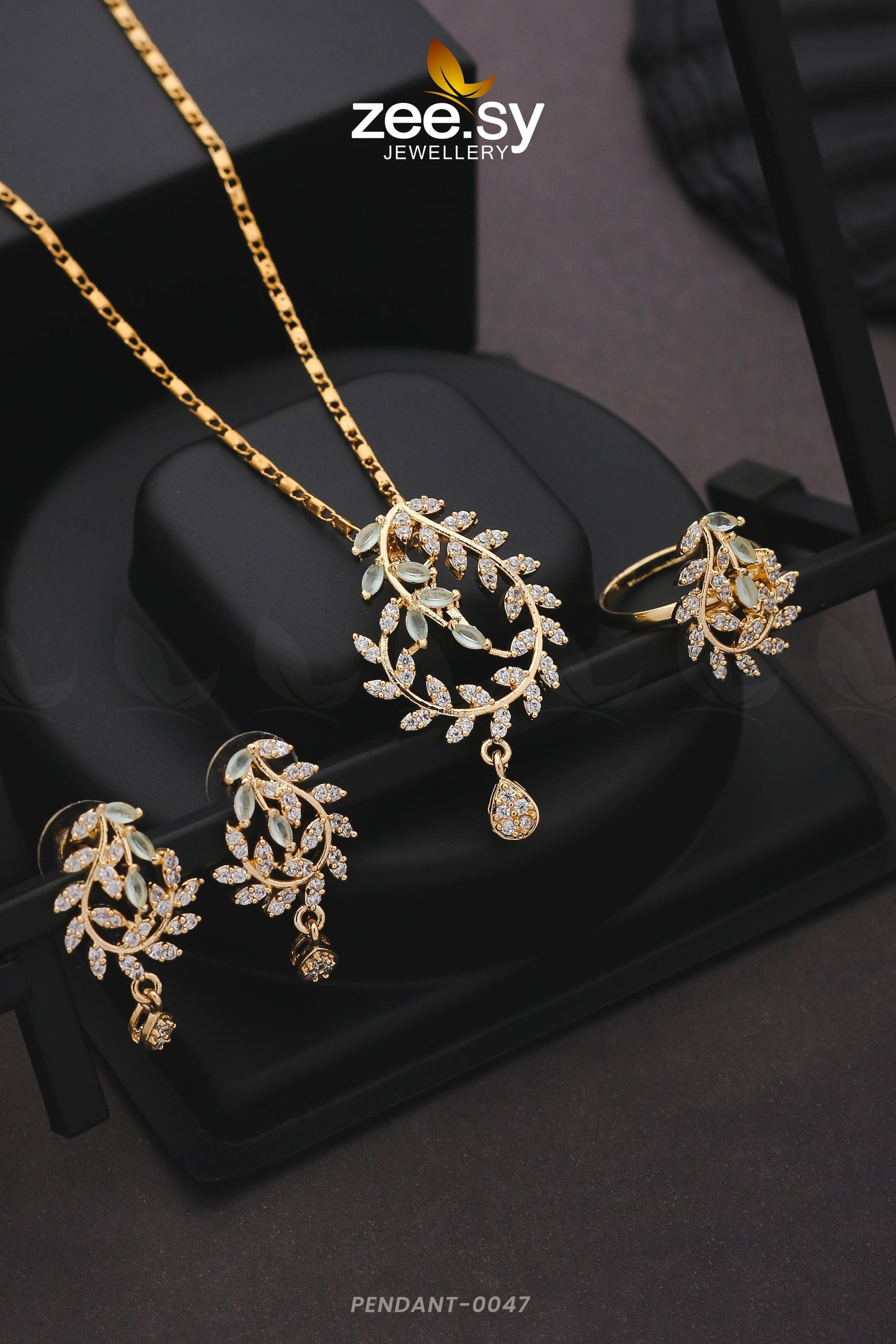 Pendant-0047 - Pendant 