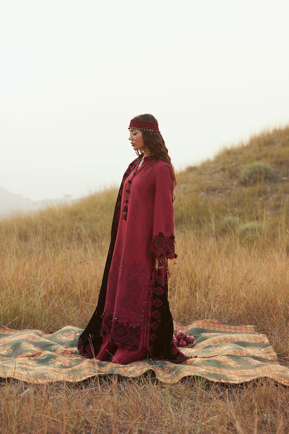 NAZNEEN-SRW25-04 – authentic Pakistani dress from the Winter Khaddar 25 collection for women in the UK