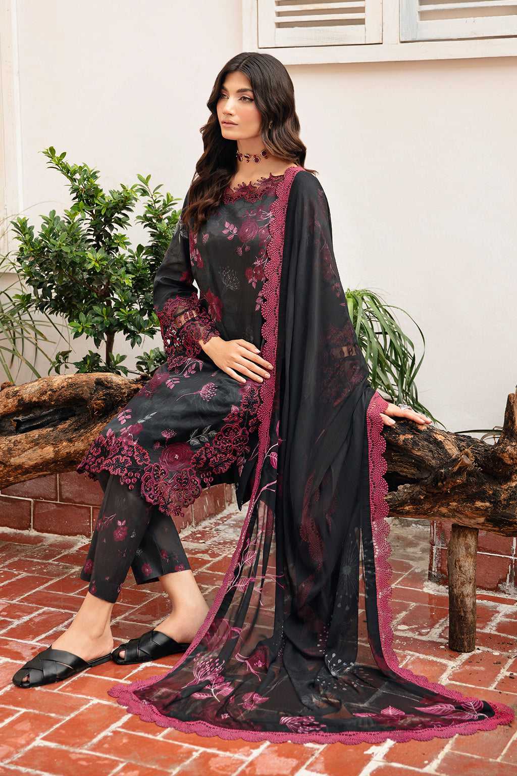 Ramsha | Rangrez Lawn Collection | N-401 - Ladies Clothes - Maria Faisal