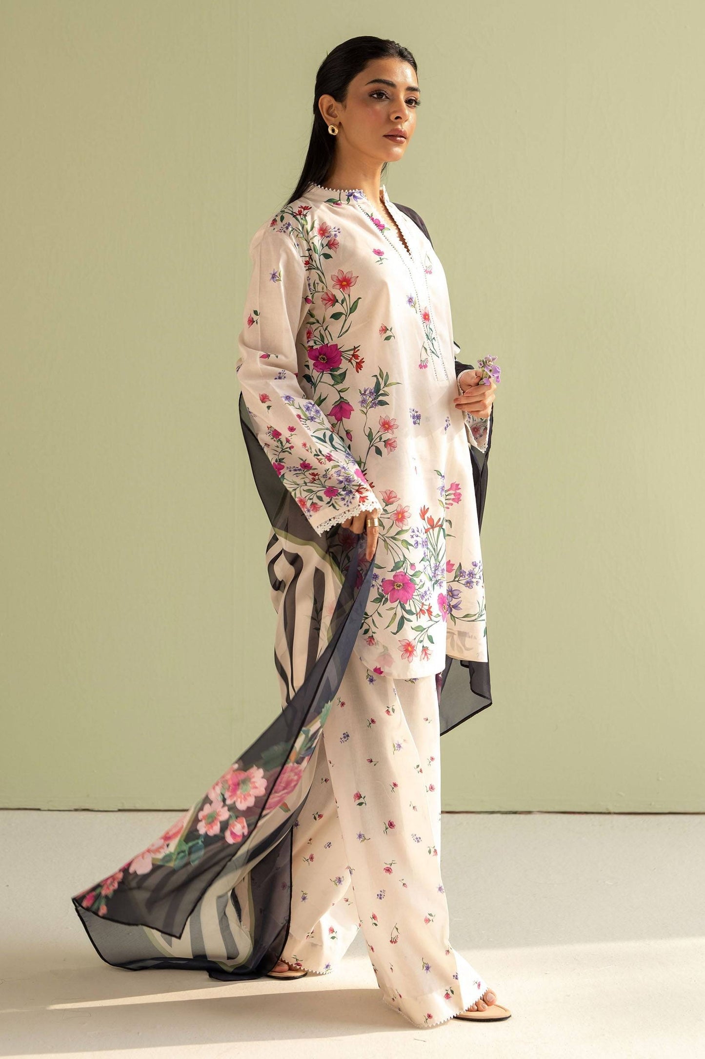 Zara Shahjahan | Coco Prints 25 | Reena-4B by Maria Faisal - Registered Vendor of : Zara Shahjahan - type : Ladies Clothes - 100% original wedding dresses