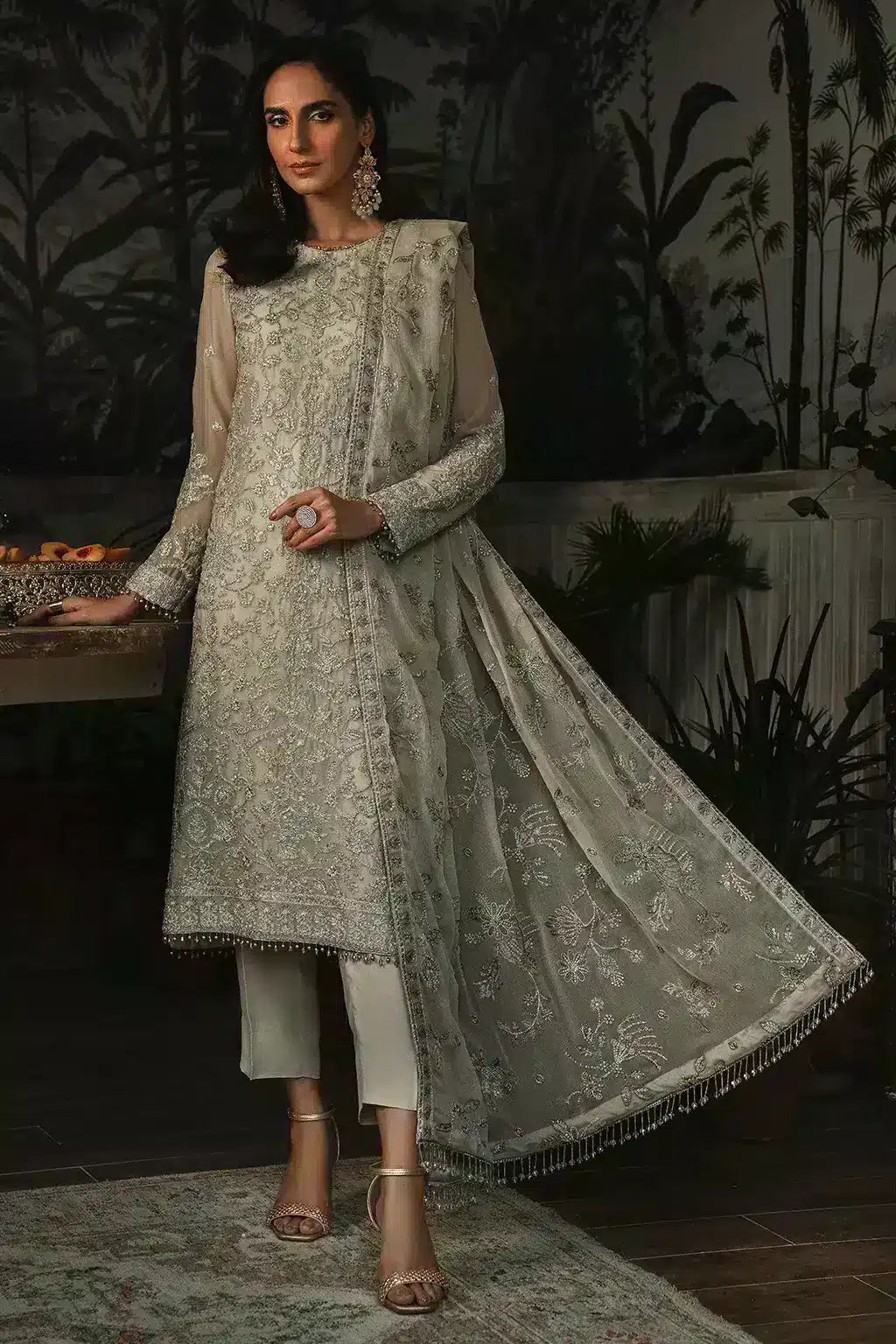 Zarif | LA ROSELLA Formals | ZLR 05 SANDY