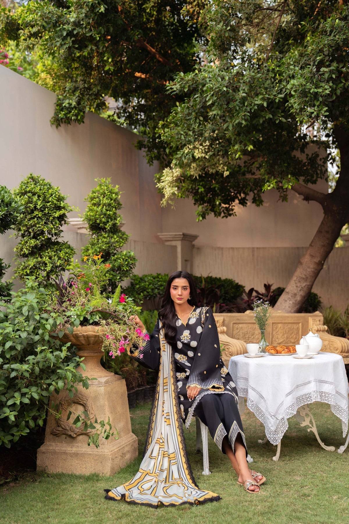 Sable Vogue | Lila Lawn 25 | SAL-03-25 by Maria Faisal - Registered Vendor of : Sable Vogue - type : Ladies Clothes - 100% original wedding dresses