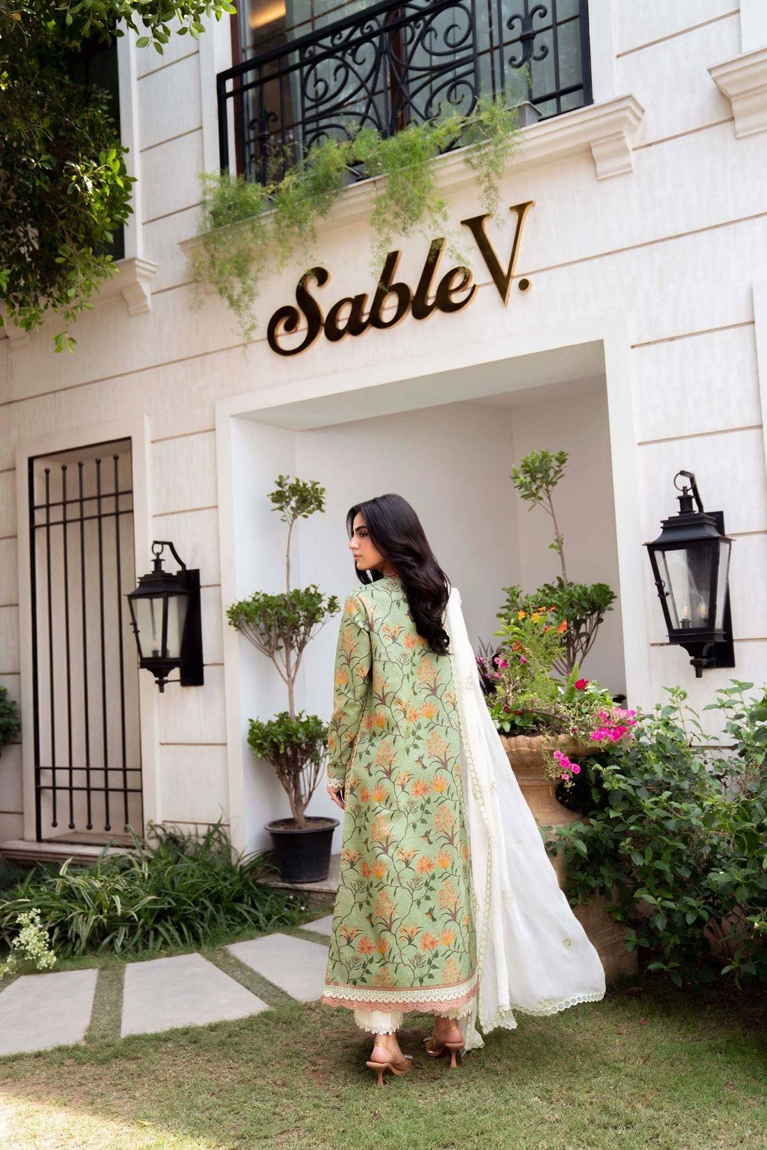 Sable Vogue | Lila Lawn 25 | SAL-05-25 - Ladies Clothes 