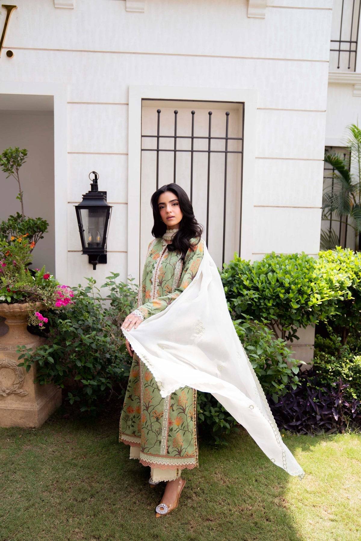 Sable Vogue | Lila Lawn 25 | SAL-05-25 by Maria Faisal - Registered Vendor of : Sable Vogue - type : Ladies Clothes - 100% original wedding dresses