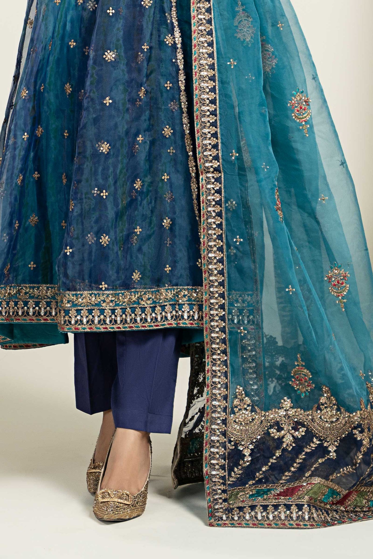 Maira B | Ready to Wear | SF-EF22-43R1 by Maria Faisal - Registered Vendor of : Maria B - type : Wedding Dress - 100% original wedding dresses