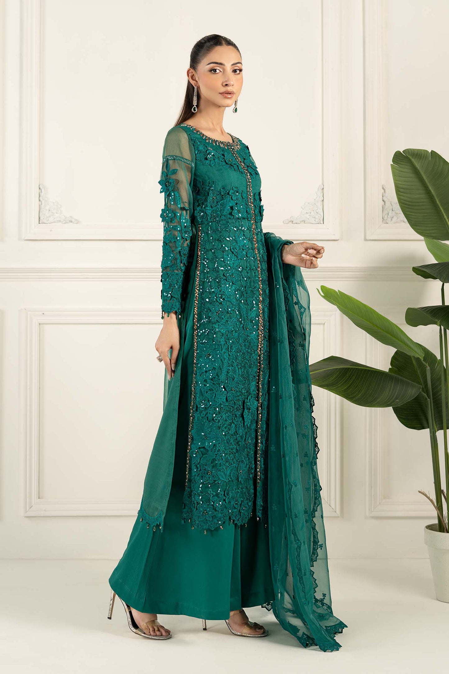 Maria B | Formal Wears | SF-EF25-04 by Maria Faisal - Registered Vendor of : Maria B - type : Ladies Clothes - 100% original wedding dresses