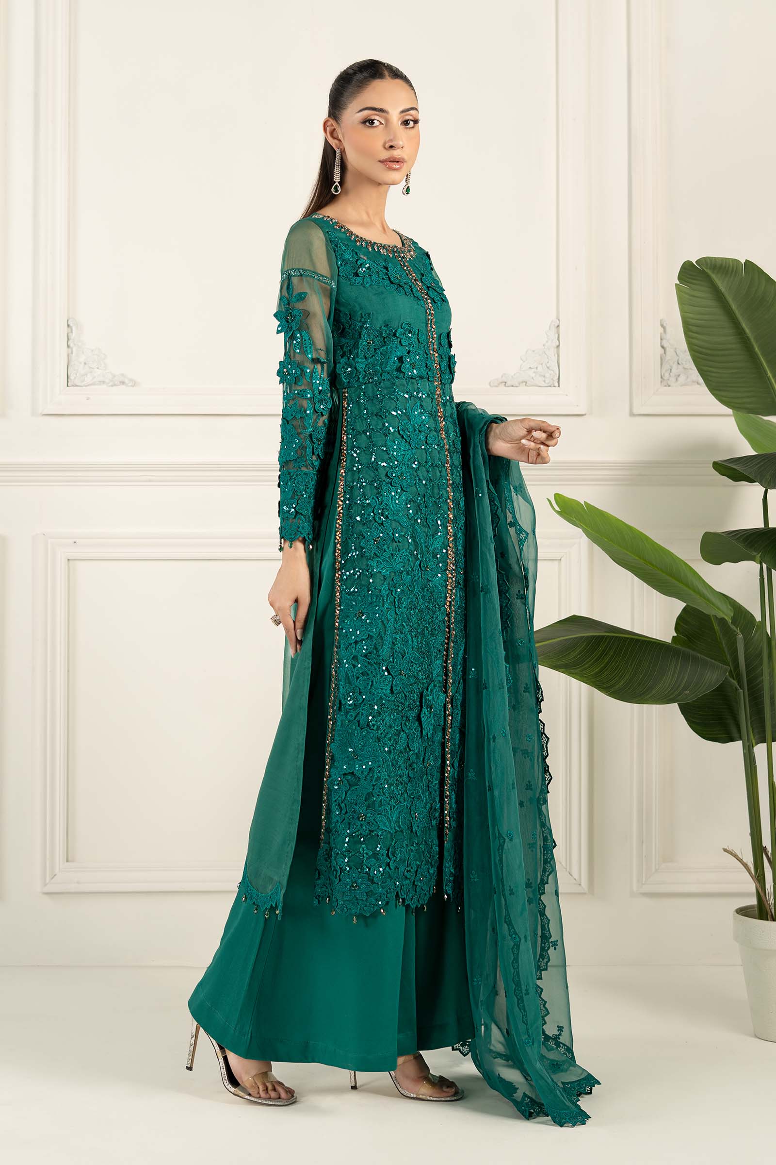 Maria B | Formal Wears | SF-EF25-04 by Maria Faisal - Registered Vendor of : Maria B - type : Ladies Clothes - 100% original wedding dresses