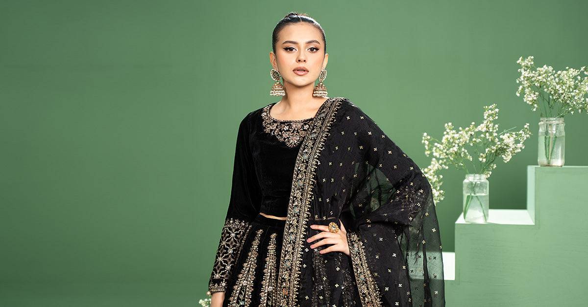 Maira B | Ready to Wear | SF-W24-17 by Maria Faisal - Registered Vendor of : Maria B - type : Wedding Dress - 100% original wedding dresses