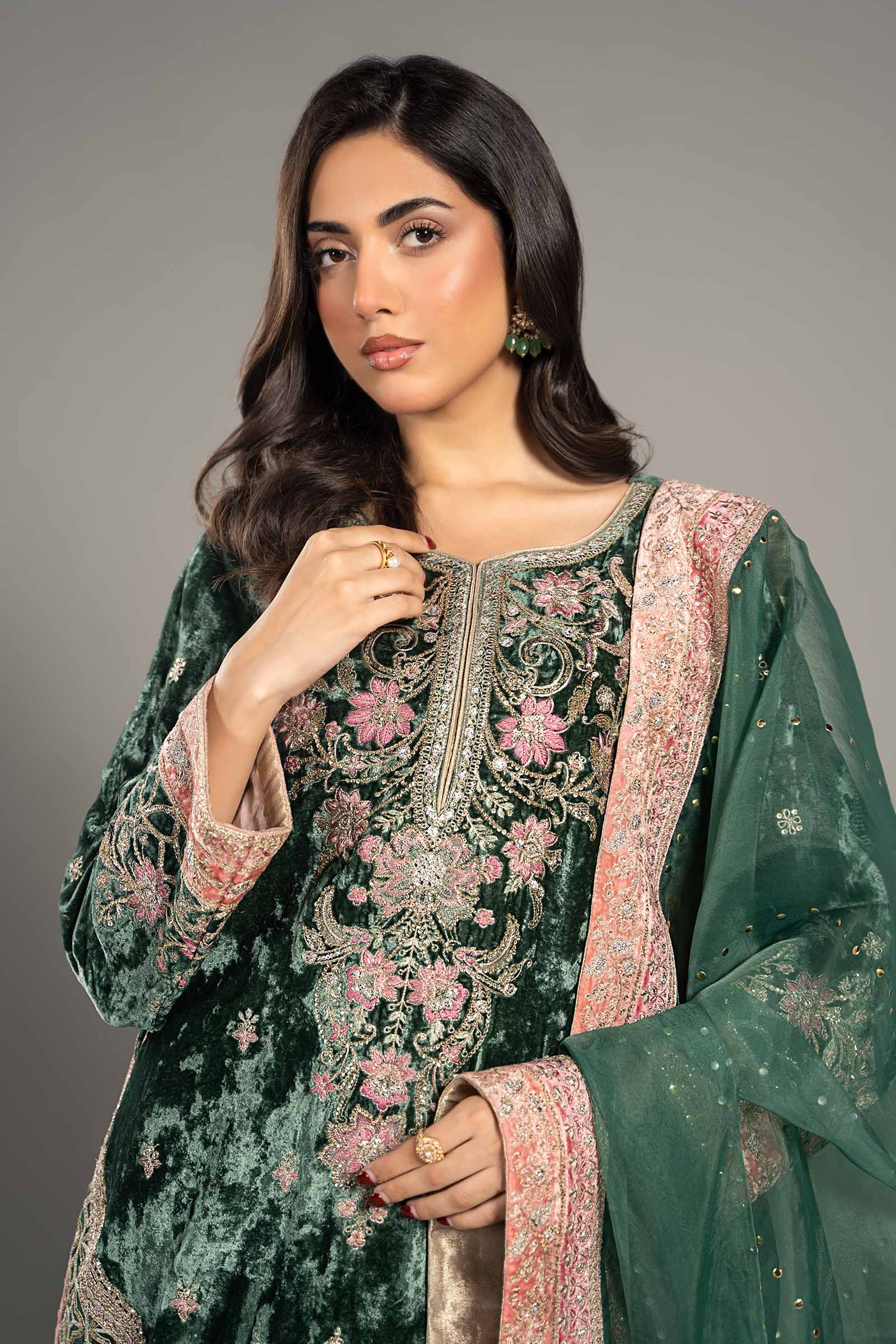 Maira B | Ready to Wear | SF-W24-21 by Maria Faisal - Registered Vendor of : Maria B - type : Wedding Dress - 100% original wedding dresses