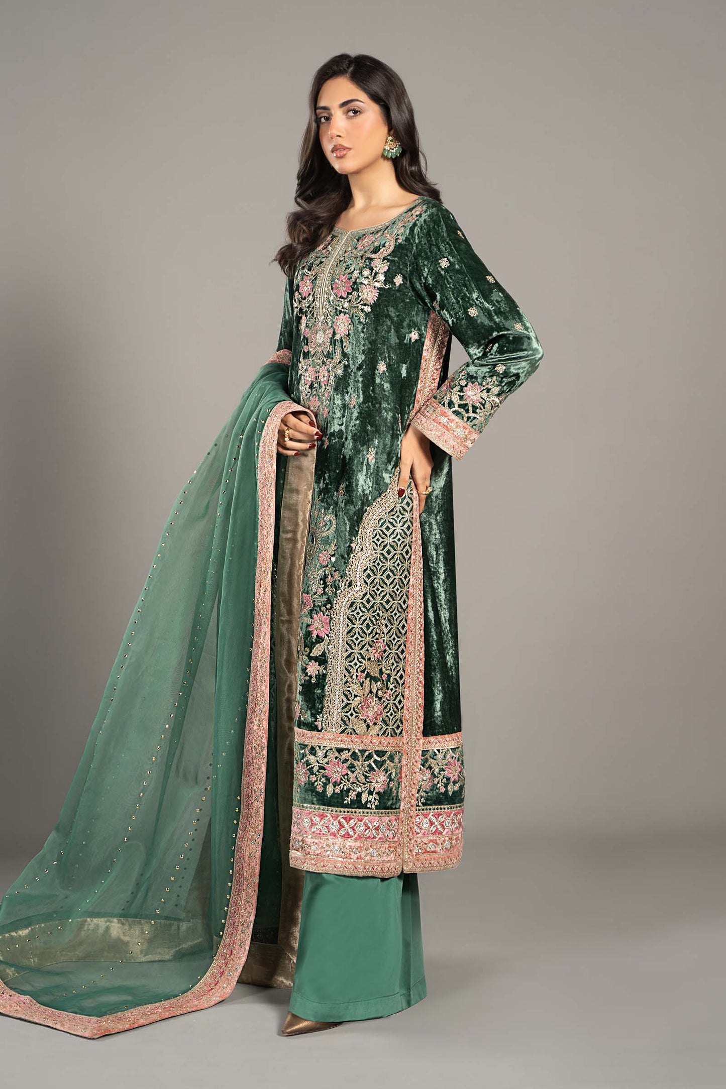 Maira B | Ready to Wear | SF-W24-21 by Maria Faisal - Registered Vendor of : Maria B - type : Wedding Dress - 100% original wedding dresses
