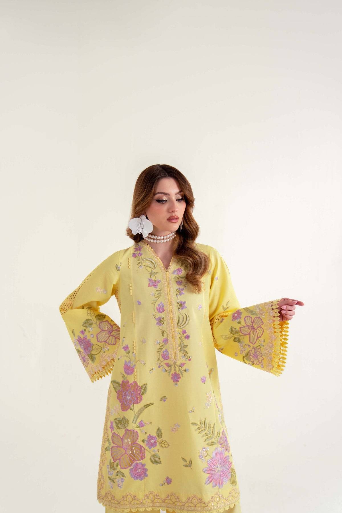 Sable Vogue | Luxury Lawn 25 | SL-01-25-V2 by Maria Faisal - Registered Vendor of : Sable Vogue - type : Ladies Clothes - 100% original wedding dresses