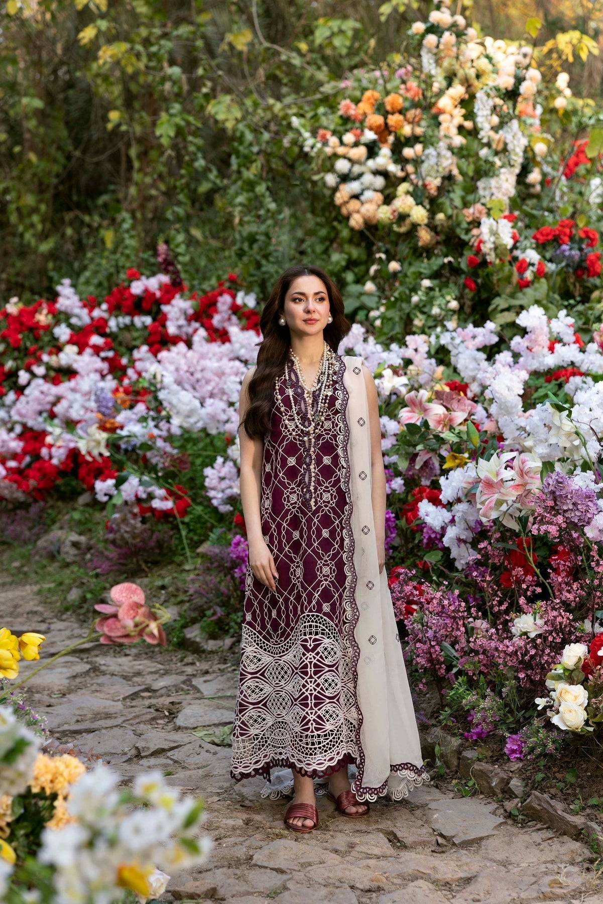 Sable Vogue | Luxury Formal 25 | SL-02-25-V1 by Maria Faisal - Registered Vendor of : Sable Vogue - type : Ladies Clothes - 100% original wedding dresses