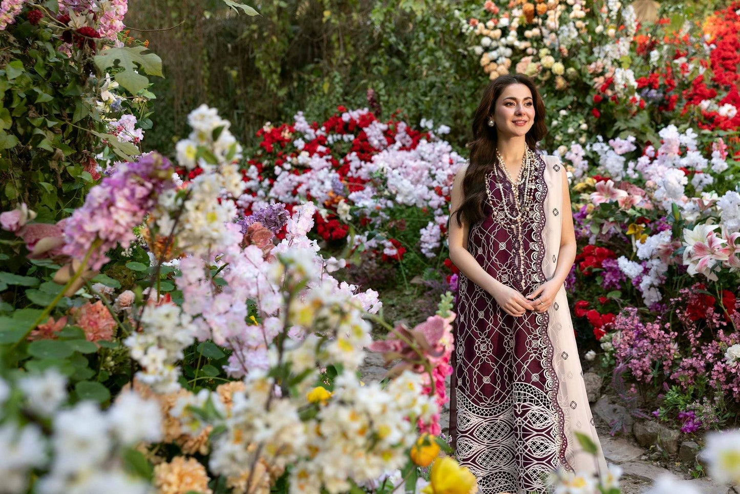 Sable Vogue | Luxury Formal 25 | SL-02-25-V1 by Maria Faisal - Registered Vendor of : Sable Vogue - type : Ladies Clothes - 100% original wedding dresses