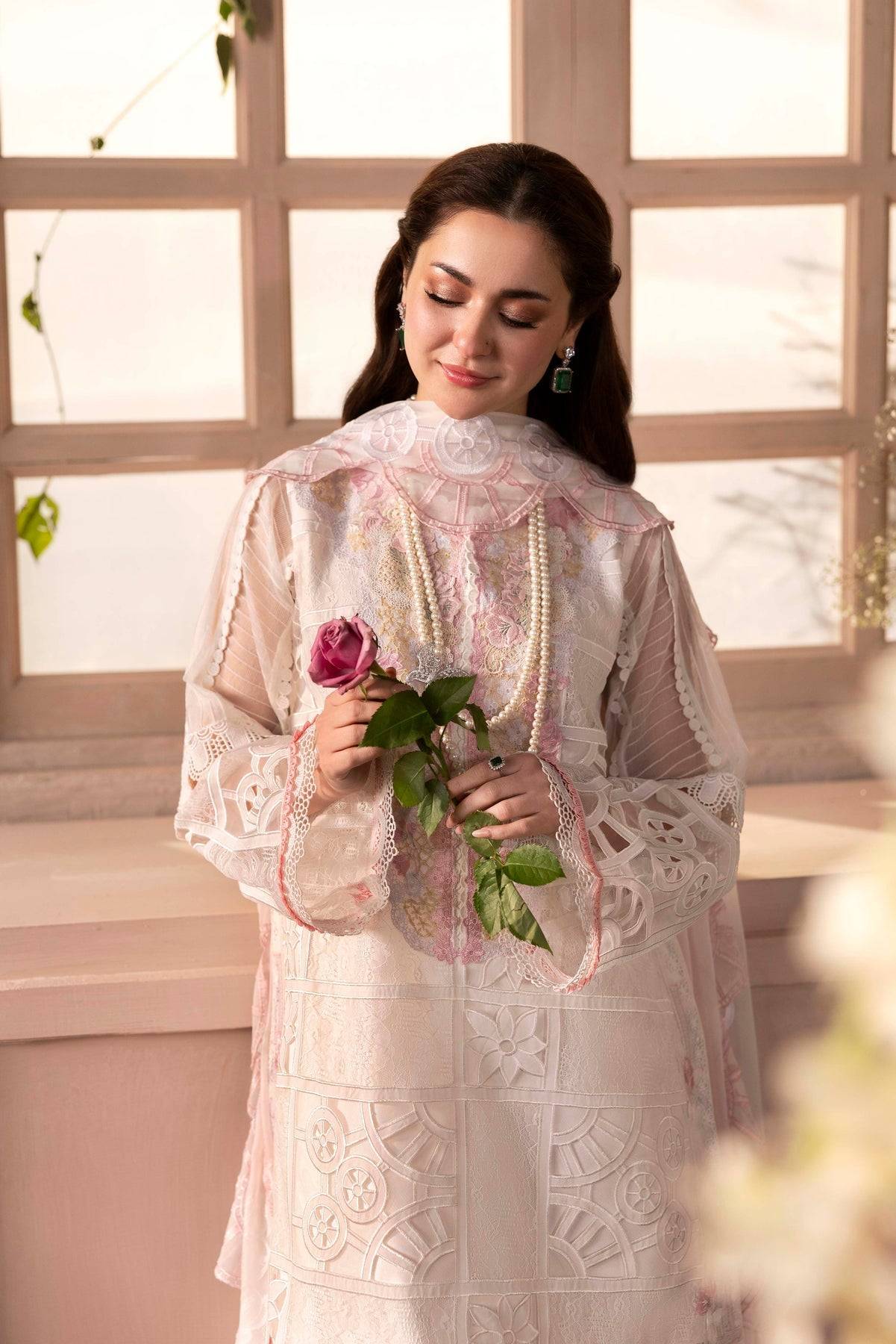 Sable Vogue | Luxury Formal 25 | SL-03-25-V1 by Maria Faisal - Registered Vendor of : Sable Vogue - type : Ladies Clothes - 100% original wedding dresses