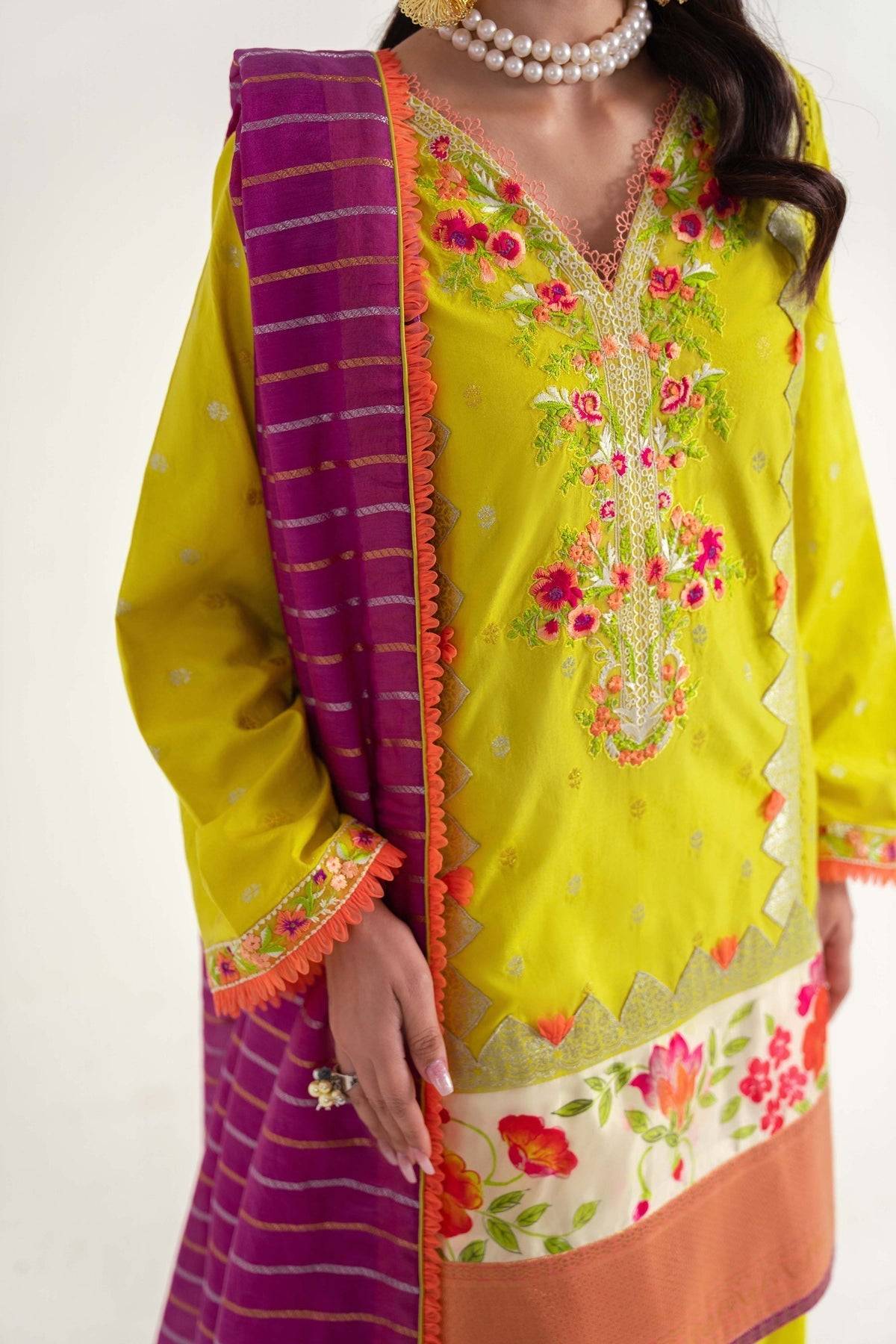 Sable Vogue | Luxury Lawn 25 | SL-04-25-V2 by Maria Faisal - Registered Vendor of : Sable Vogue - type : Ladies Clothes - 100% original wedding dresses