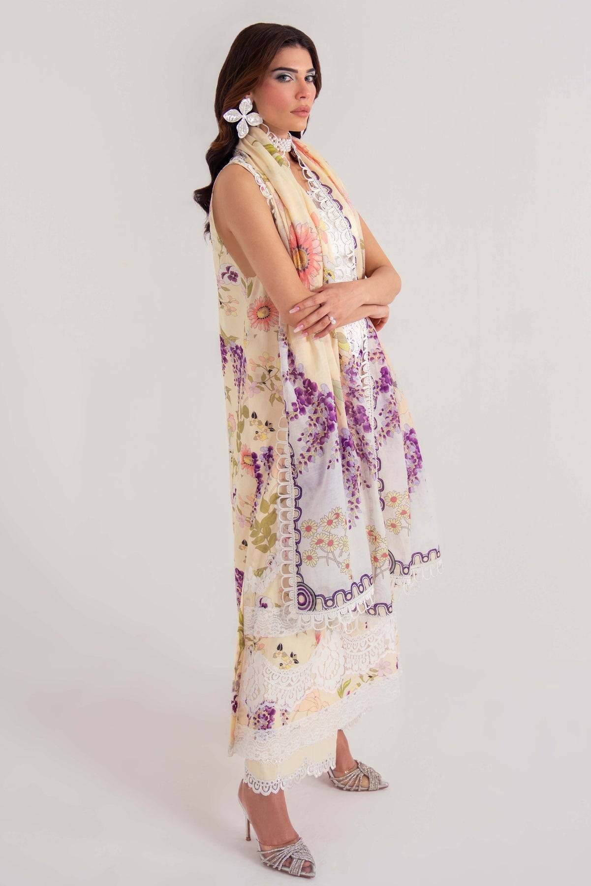 Sable Vogue | Luxury Lawn 25 | SL-05-25-V2 by Maria Faisal - Registered Vendor of : Sable Vogue - type : Ladies Clothes - 100% original wedding dresses