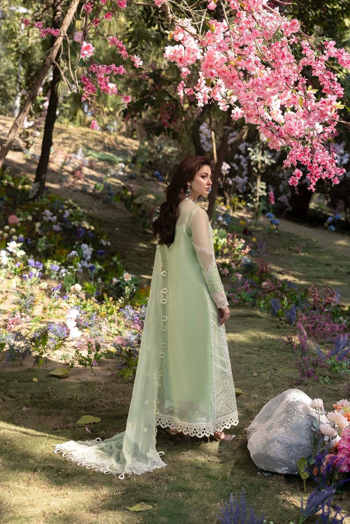 Sable Vogue | Luxury Formal 25 | SL-06-25-V1 by Maria Faisal - Registered Vendor of : Sable Vogue - type : Ladies Clothes - 100% original wedding dresses