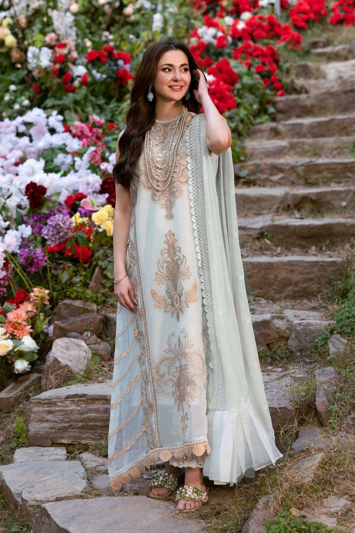 Sable Vogue | Luxury Formal 25 | SL-09-25-V1 by Maria Faisal - Registered Vendor of : Sable Vogue - type : Ladies Clothes - 100% original wedding dresses