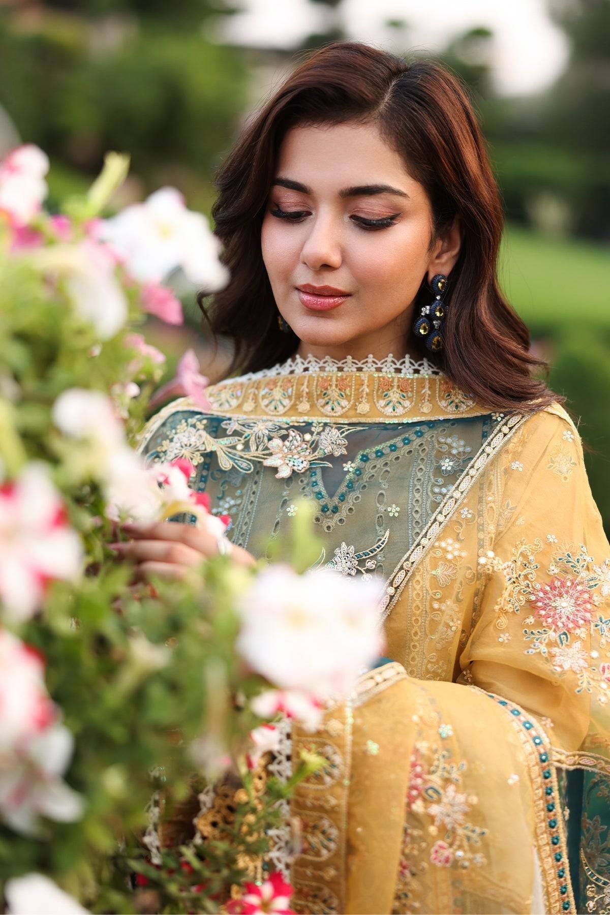 Imrozia Premium | Hayam Luxury Lawn 25 | SL 92 SHAKIRA by Maria Faisal - Registered Vendor of : Imrozia Premium - type : Ladies Clothes - 100% original wedding dresses