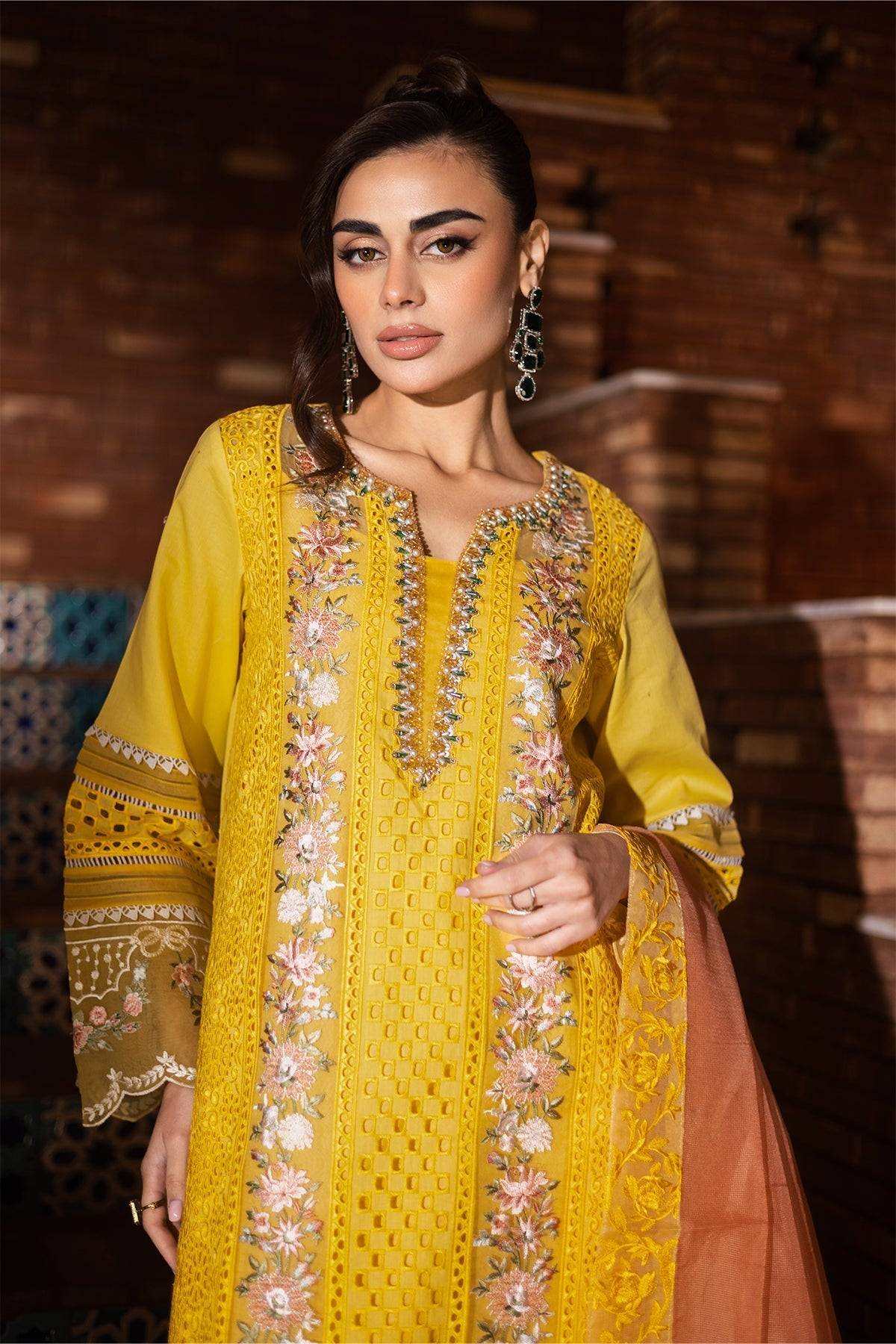 Imrozia Premium | Naya Luxury Eid Edit | SP-52 WANIA by Maria Faisal - Registered Vendor of : Imrozia Premium - type : Ladies Clothes - 100% original wedding dresses