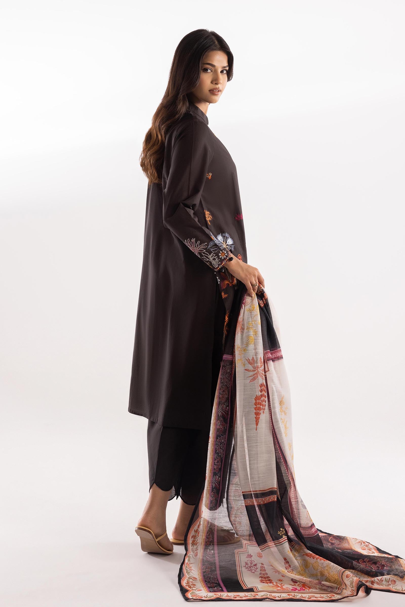 Sana Safinaz | Luxury Pret | Luxury Lawn Suit SC26MUZ220AP3 - Dress - available at Maria Faisal in UK and USA.