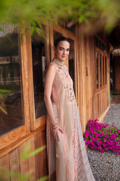 Sable Vogue | Luxury Lawn 24 | Clara - Ladies Clothes - Maria Faisal