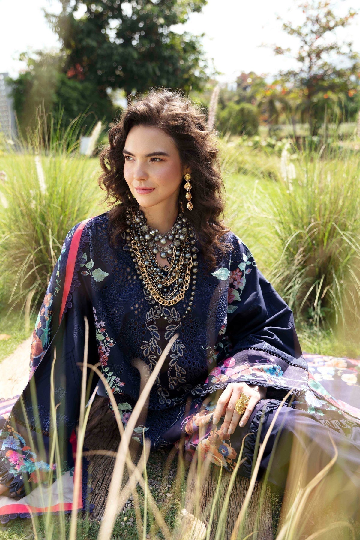 Sable Vogue | Luxury Lawn 24 | Blossom - Ladies Clothes - Maria Faisal