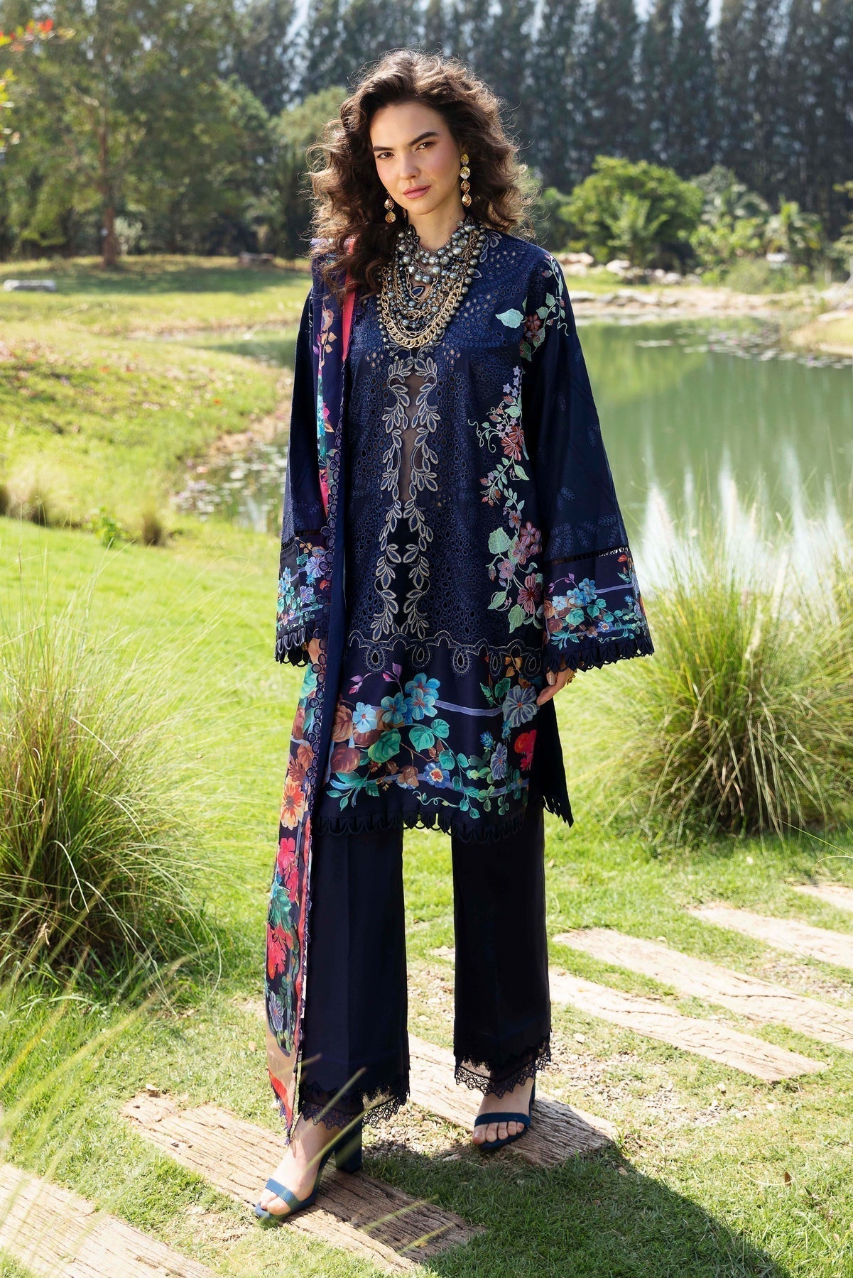 Sable Vogue | Luxury Lawn 24 | Blossom - Ladies Clothes - Maria Faisal