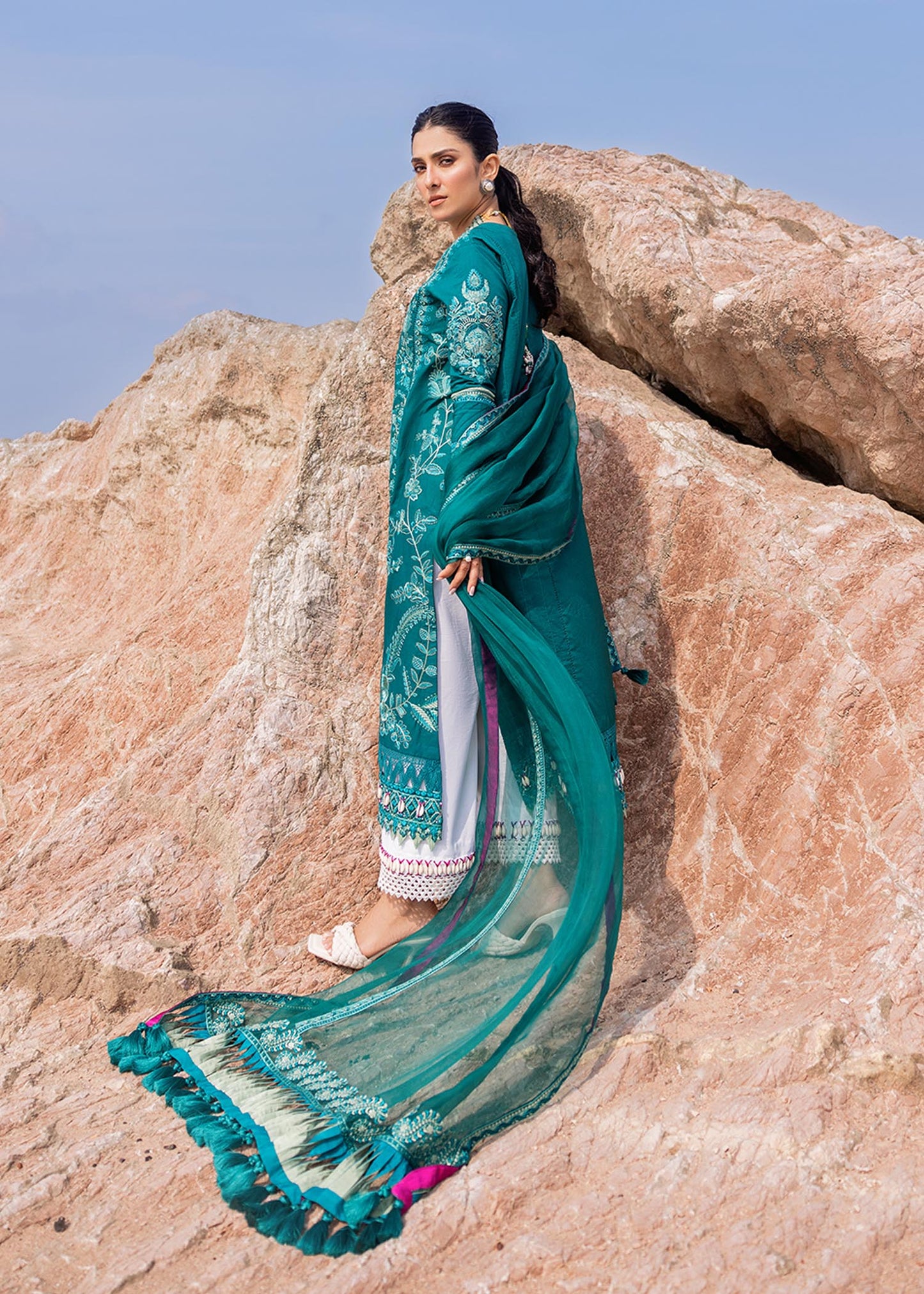 Sadaf Fawad Khan | Siraa Luxury Lawn 24| Elaheh (A) - Ladies Clothes - Maria Faisal